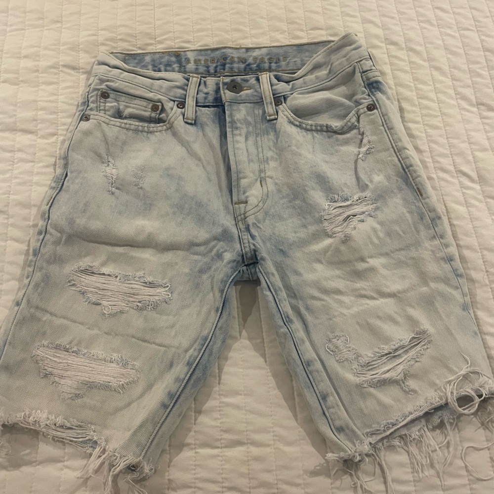 4 pair of boys American eagle shorts